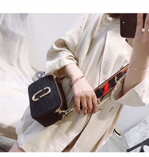 Túi Marc Jacobs kim sa siêu đẹp