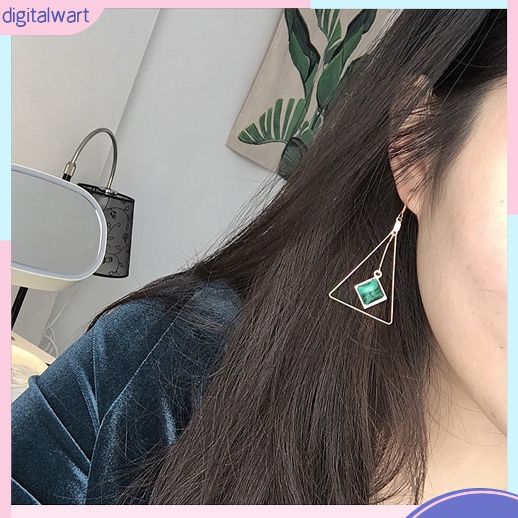 Đôi bông tai dáng dài hình tam giác đính đá độc đáo thời trang cho nữ