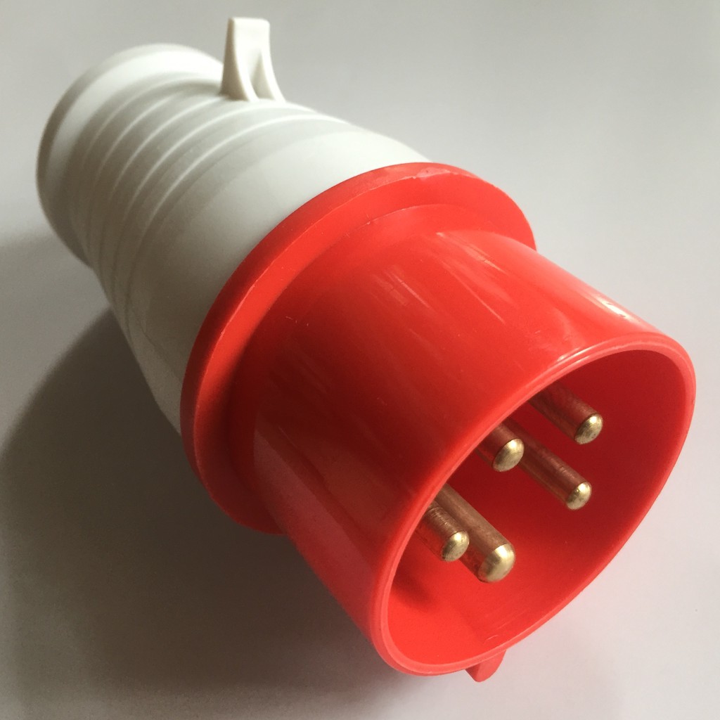 Phích cắm công nghiệp 5 chấu 16A và 32A