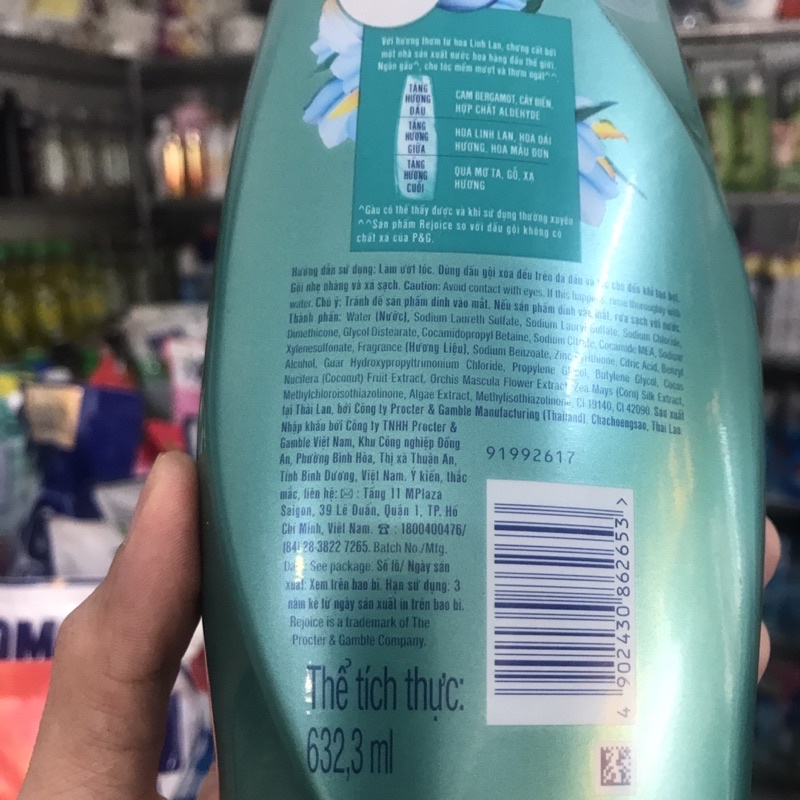 Dầu gội nước hoa Rejoice mềm mượt tỏa hương 650g