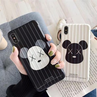 Ốp Lưng IPHONE Sọc Nổi Mặt Gấu Kaws
