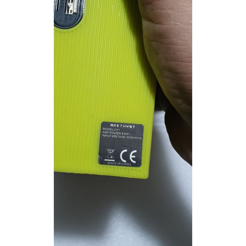 loa blutooth tích hợp đèn pin siêu sáng emethyst CP1