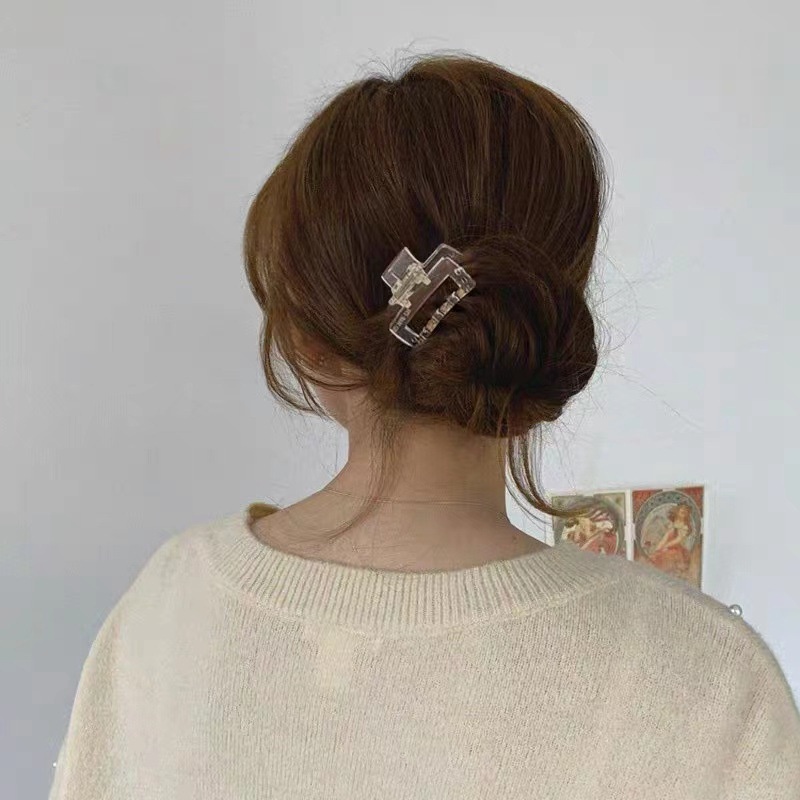 1 Kẹp Càng Cua Nhựa Hình Vuông Nhỏ Chống Trượt Thời Trang Dành Cho Nữ