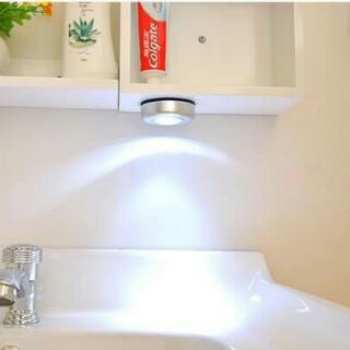 Đèn led dán tường siêu sáng