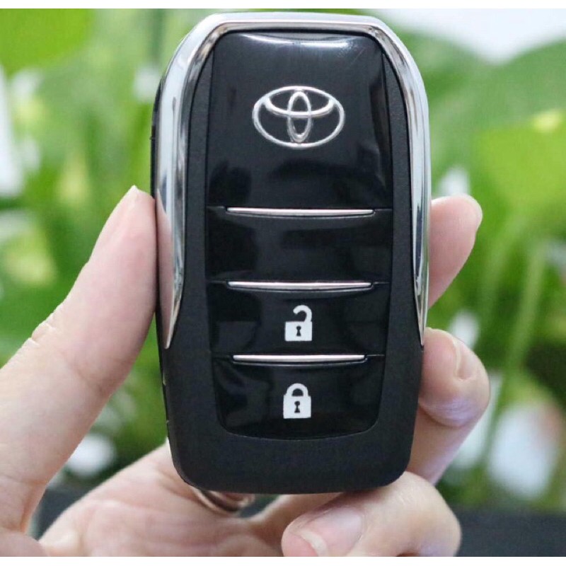 Vỏ chìa khoá độ gập TOYOTA ( 2 nút ) cho các dòng xe đời 2015 - 2020 Camry , Vios , Yaris , Corolla , Fortuner , Innova