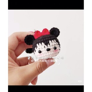 Móc khoá chuột Mickey handmade bằng len