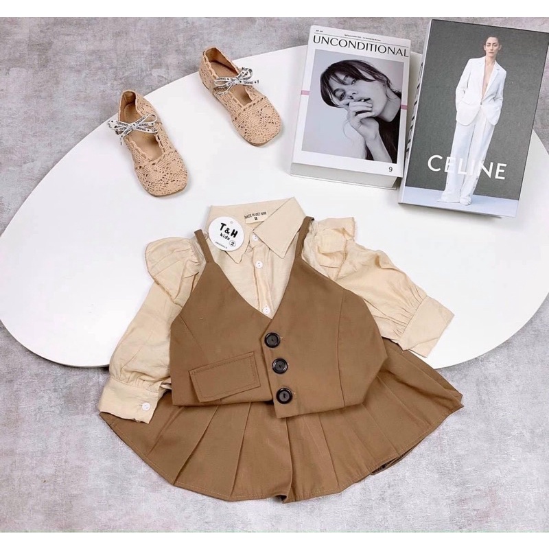 Set Vest Nâu cho bé