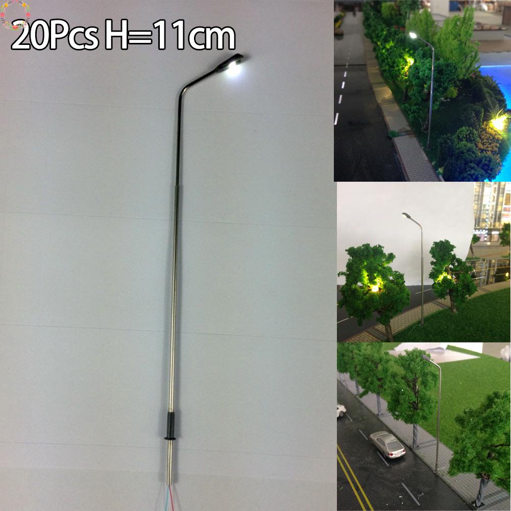 Set 20 Mô Hình Đèn Đường 11cm