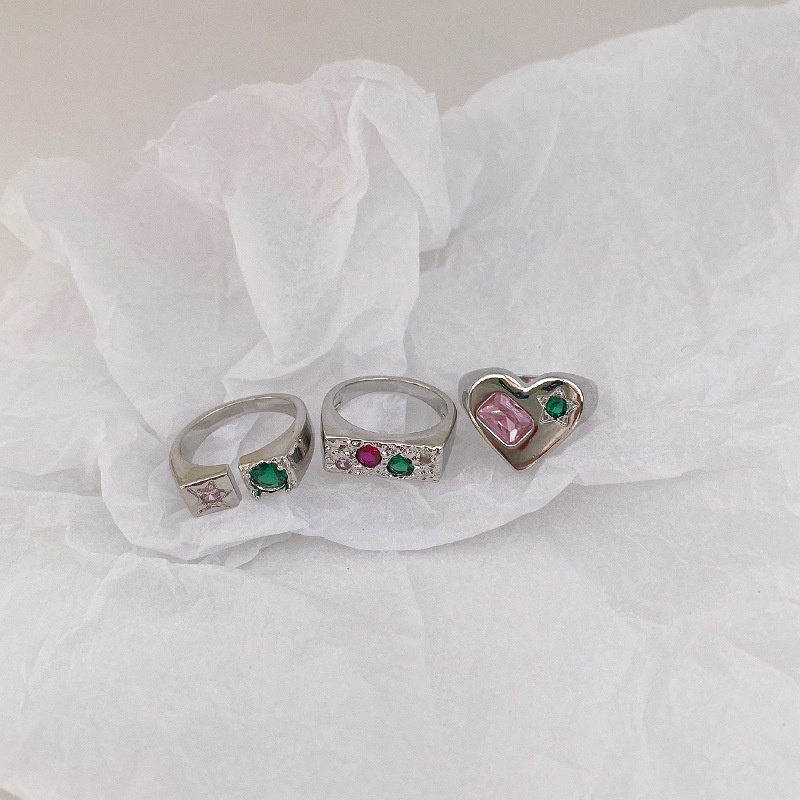 Nhẫn trái tim đính đá màu hồng phong cách đơn giản 191206