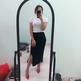 Chân váy len xẻ cúc