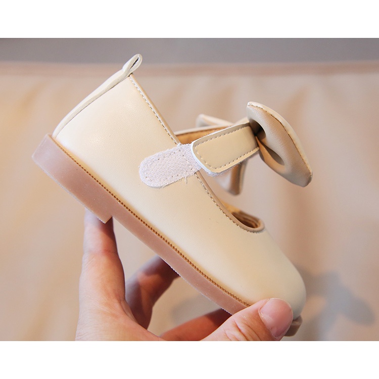 Giày Da Đế Mềm Chống Trượt Đính Nơ Phong Cách Vintage Cho Bé Gái 2-8 Tuổi