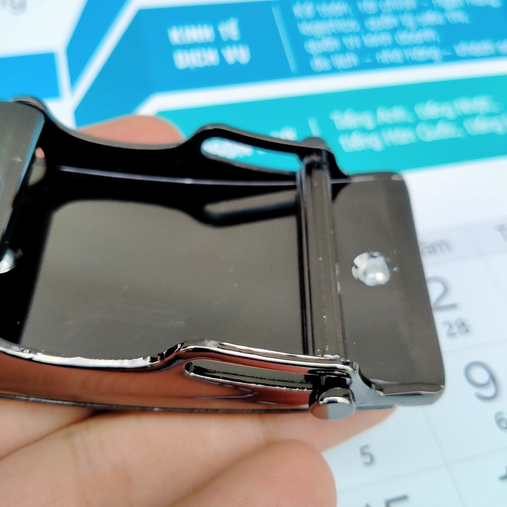 Mặt Khóa Thắt Lưng Nam Con Lăn Đính Đá Chống Trầy Dùng Cho Dây Trơn Không Có Răng Cưa Chống Gỉ Sang Trọng