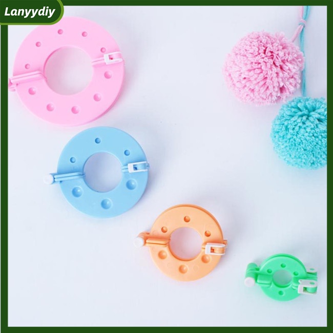 Set 8 Dụng Cụ Làm Cục Bông Pom Pom 3.5cm 5.5cm 7cm 9cm