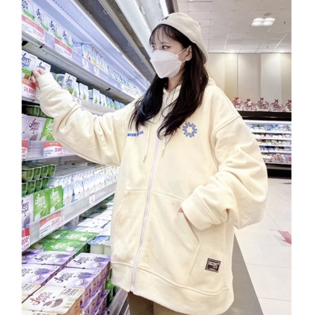 [Mã 254FASHIONSALE giảm 12% đơn 99K] Áo Khoác Moment Kem (Nỉ Bông Mỏng)