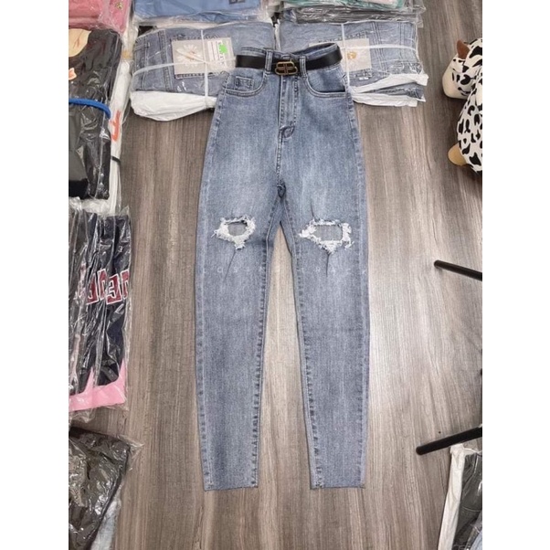Quần Jean rách đùi to
