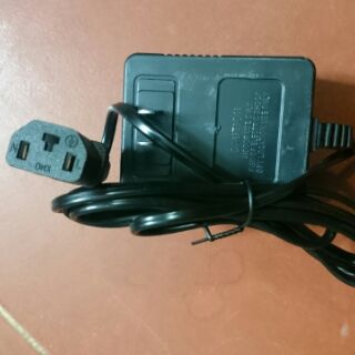 Bộ đổi điện từ 220v sang 12v 1 chiều ( adapter ).