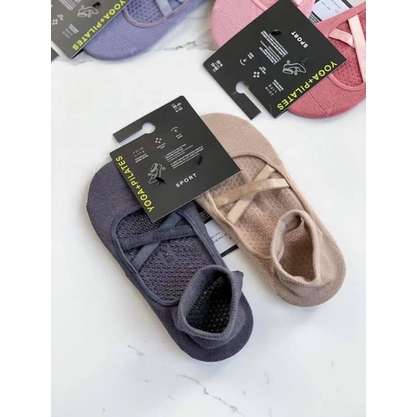 Tất chuyên dùng tập yoga