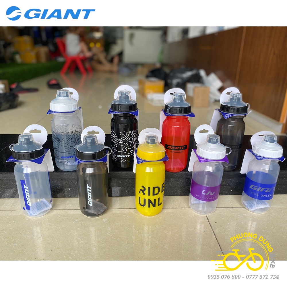 Bình nước nhựa trong suốt cao cấp xe đạp GIANT 600CC - CHÍNH HÃNG