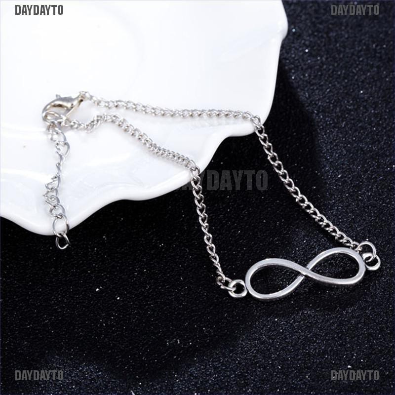 Vòng Tay May Mắn Mạ Bạc Hình Số 8 Cho Nam Và Nữ