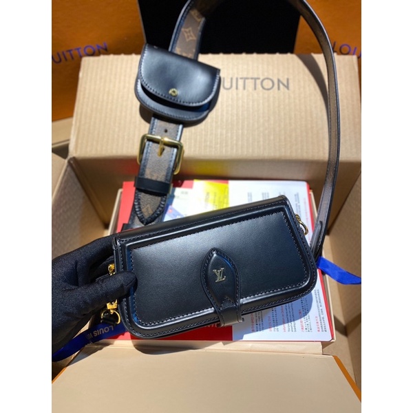 Túi đeo chéo nữ Louis Vuitton LV Officier da thật cao cấp