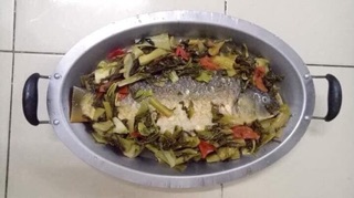 Khay cá chép om dưa