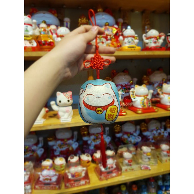 mèo thần tài Maneki Neko 