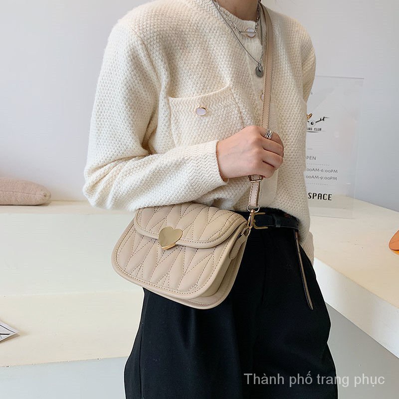 Túi đeo vai nhỏ xinh thời trang xuân hè 2022 cho nữ