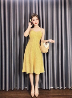 Đầm 2 dây xoè