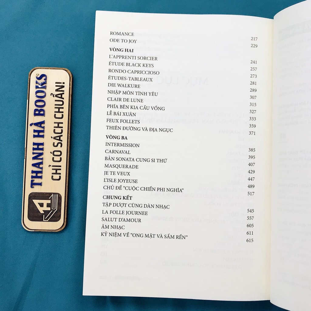Sách - Ong mật Và Sấm Rền (Kèm 01 thiệp và 01 bookmark) - Onda Riku