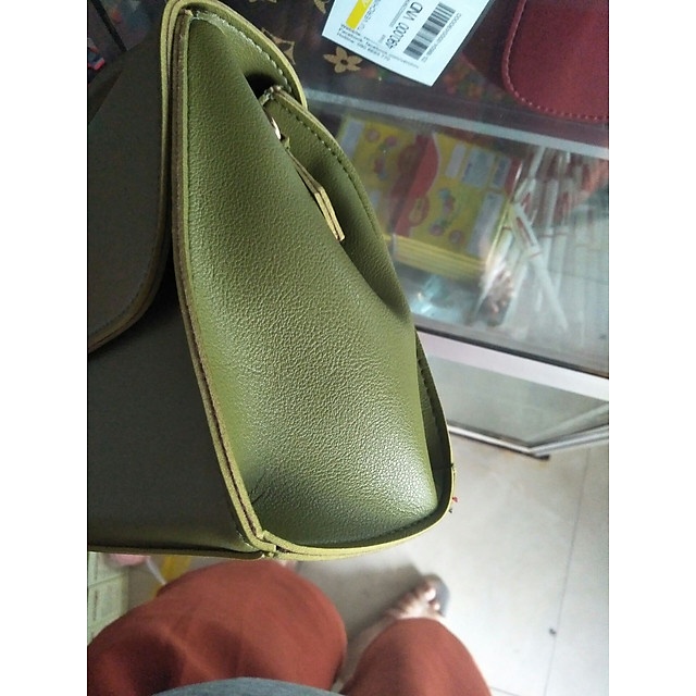 Túi Đeo Chéo Nữ Yuumy YN5 (21 x 15.5 x 7 cm) - Xanh rêu