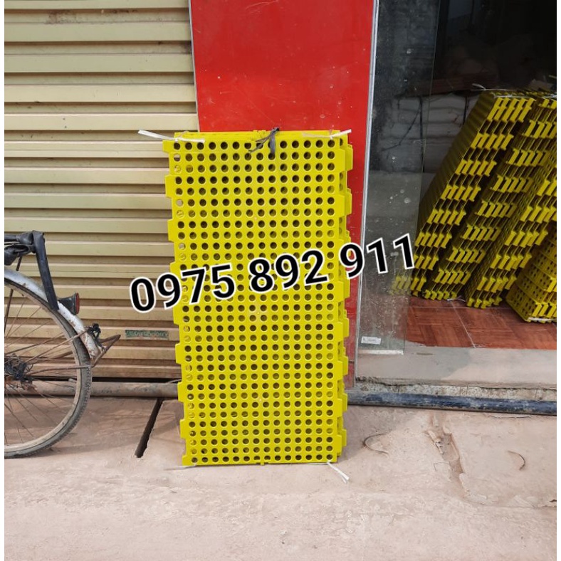 Sàn nuôi dê , cừu , chó