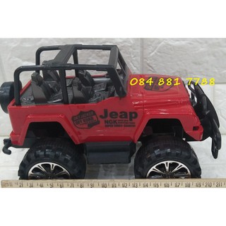 ĐỒ CHƠI XE JEEP NHỰA CHẠY TRỚN