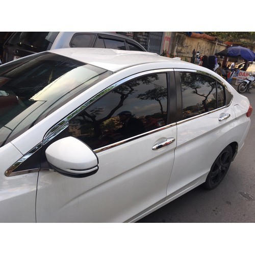 nẹp chân kính  honda city