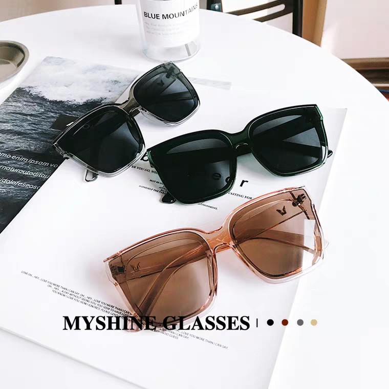 Kính màu thời trang