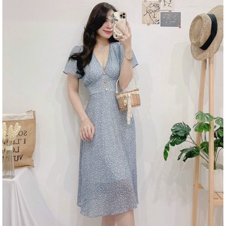 Đầm hoa nhí cổ V nút bọc gỗ có dây thắt eo