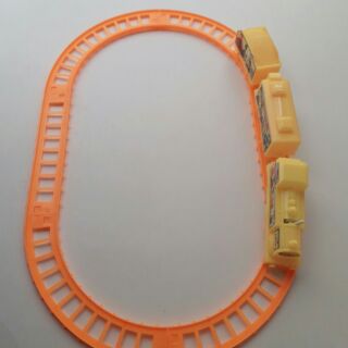 Đồ chơi đường ray xe lửa chạy pin (Dùng 1 pin AA)