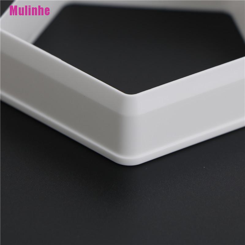 Bộ 4 Khuôn Làm Bánh Hình Quả Bóng Đá Độc Đáo