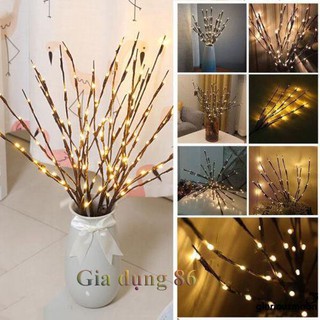 Cành hoa giả gắn đèn led nháy trang trí tết 2021
