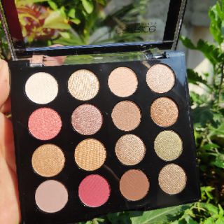 Bảng màu mắt cao cấp Catrice Artist Eyeshadow Palette
