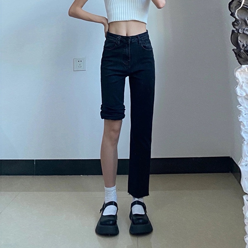 Quần jeans tôn dáng trông cao và gầy