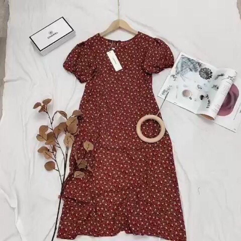 Đầm suông hoa đỏ