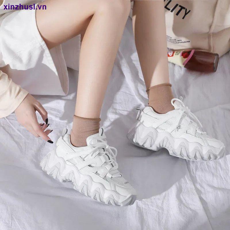 Giày thể thao đế dày phối lưới thoáng khí màu trắng đen phong cách Hàn Quốc cho nữ