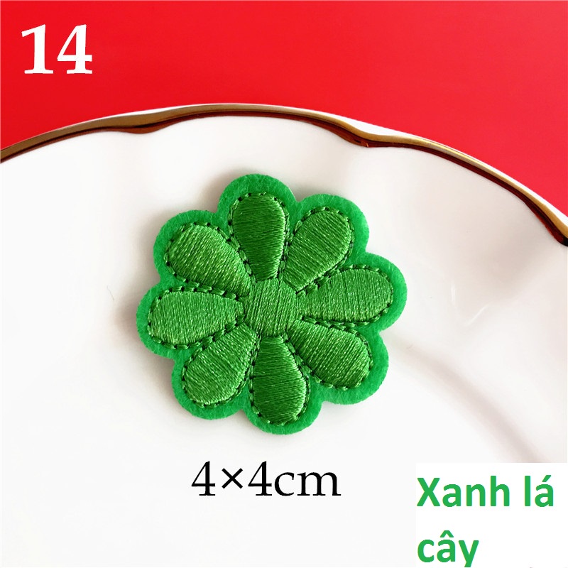Miếng dán ủi quần áo hình bông hoa hướng dương nhiều màu - kích thước 4x4cm