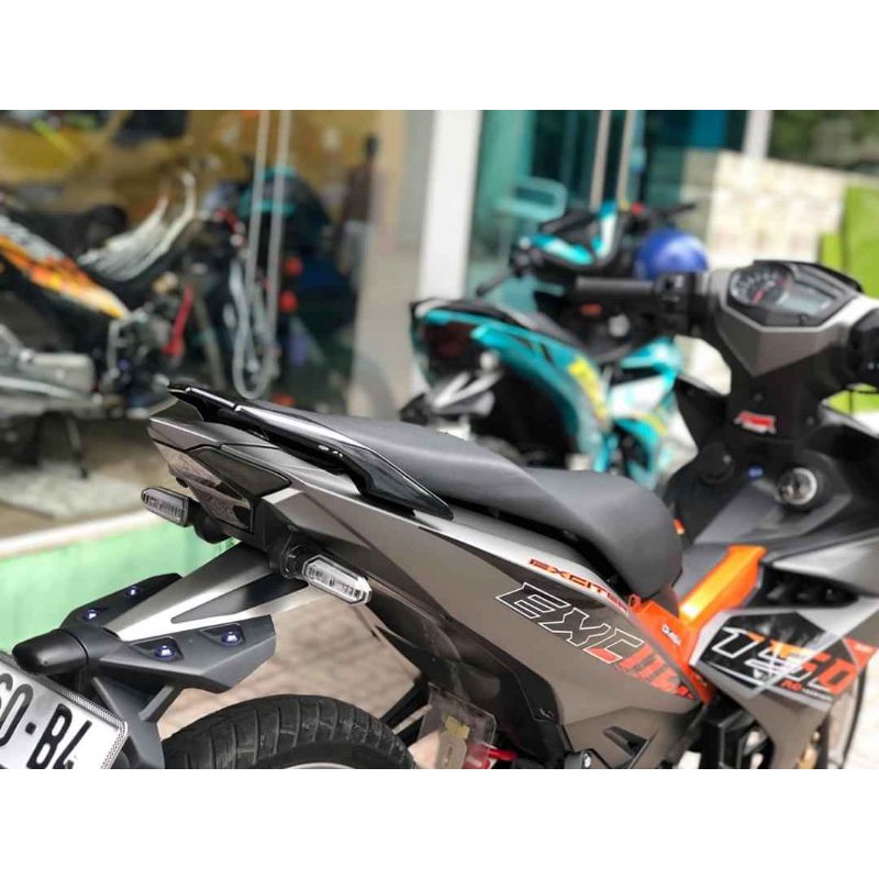 Xi nhan vario zin tháo xe 2023