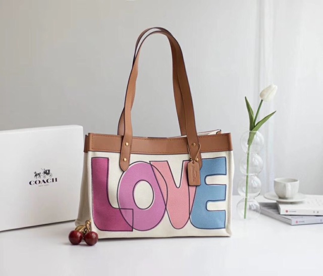 Túi Tote siêu dễ thương Love print