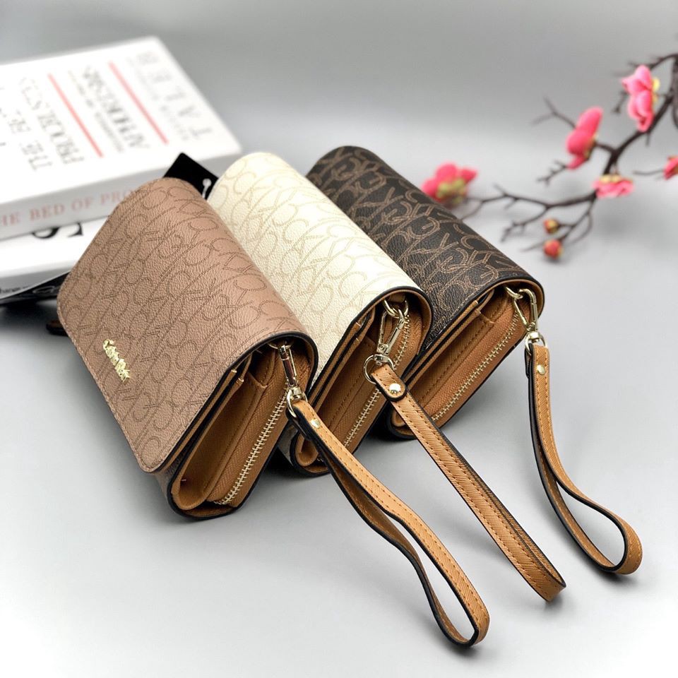 🔵 CLUTCH CALVIN KLEIN MINI 🔵