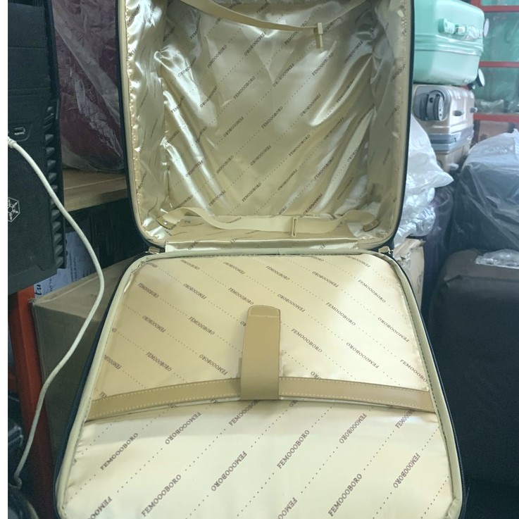 Vali kéo gucci size 18