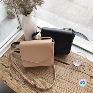 Túi xách đeo da PU siêu mềm mịn lên from chuẩn dáng.size 20 màu kem siêu hot mẫu mới 2018 đẹp tưng chi tiết ch