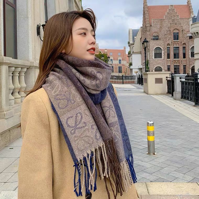 Khăn choàng cổ họa tiết ca rô thời trang thu đông mới 2021 dành cho học sinh
 | BigBuy360 - bigbuy360.vn