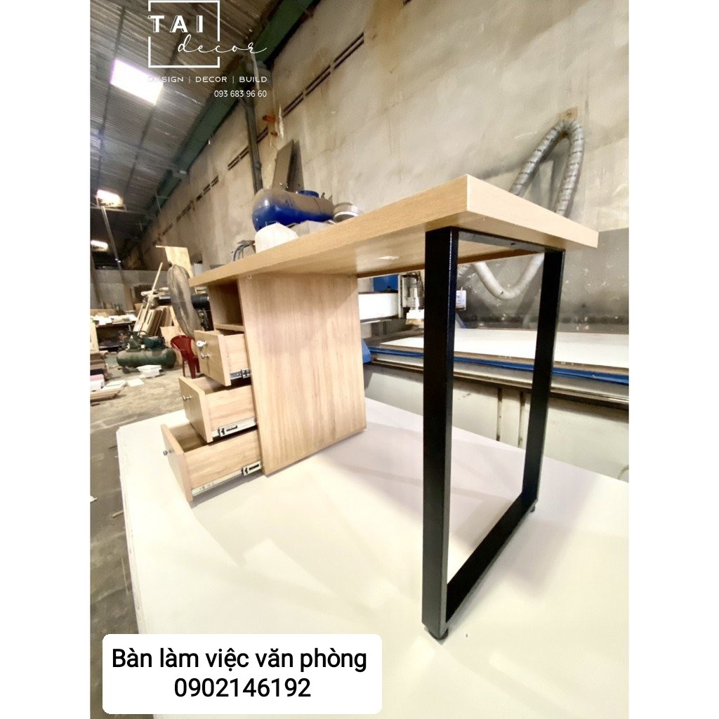 Bàn làm việc ba hộc giá tốt TC040